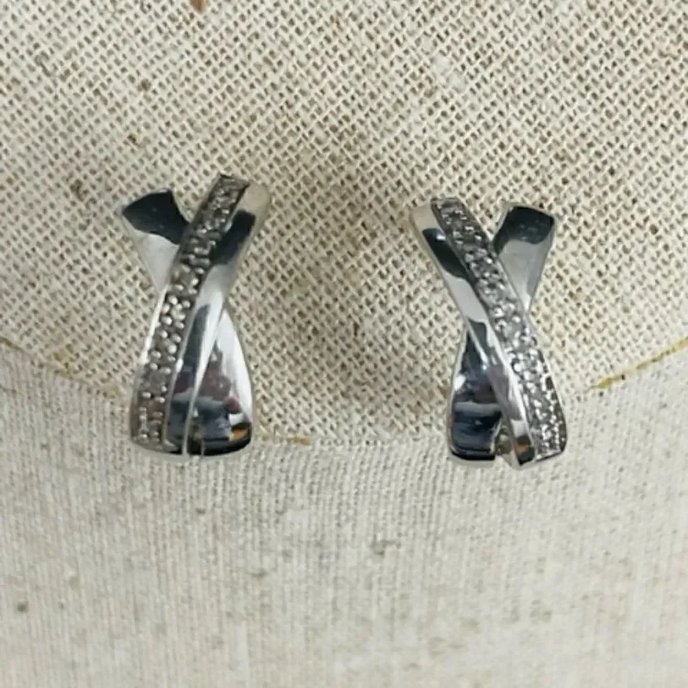 925 Sterling Silver Pierced X Earrings Good Condition .75